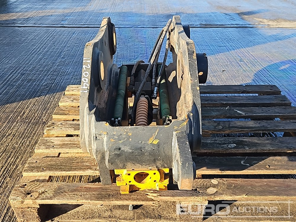 2023 JCB Hydraulic Double Lock QH 65mm Pin to suit 13 Ton Excavator - Quick coupler: picture 4 2023 JCB Hydraulic Double Lock QH 65mm Pin to suit 13 Ton Excavator - Quick coupler: picture 4