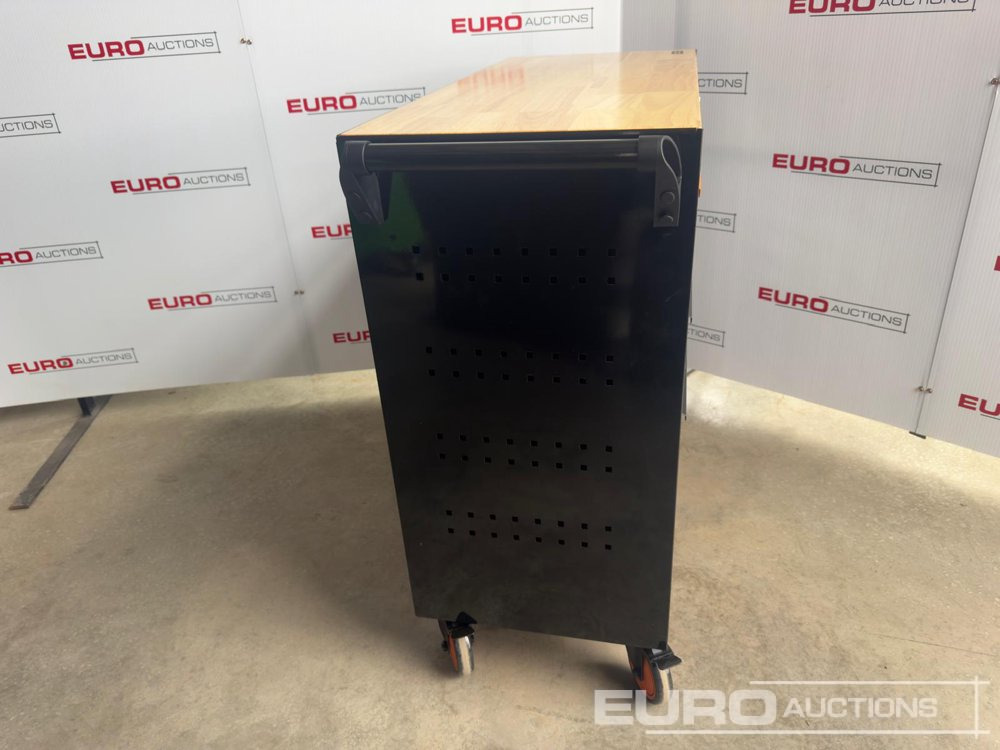 Workshop equipment 2025 Boss Wheeled Tool Trolley, 523pcs Tool Kit, Worktop (Black): picture 8 Workshop equipment 2025 Boss Wheeled Tool Trolley, 523pcs Tool Kit, Worktop (Black): picture 8