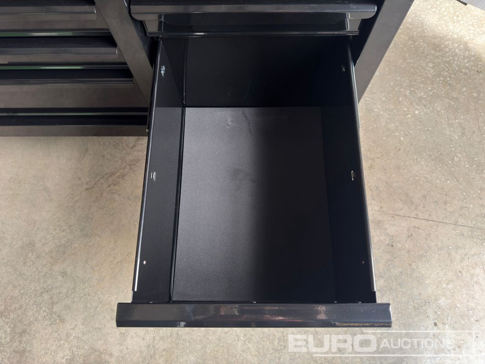 Workshop equipment 2025 Boss Wheeled Tool Trolley, 523pcs Tool Kit, Worktop (Black): picture 25 Workshop equipment 2025 Boss Wheeled Tool Trolley, 523pcs Tool Kit, Worktop (Black): picture 25