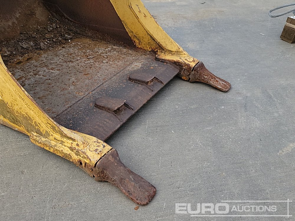 Bucket 36" Digging Bucket 80mm Pin to suit 20 Ton Excavator: picture 10