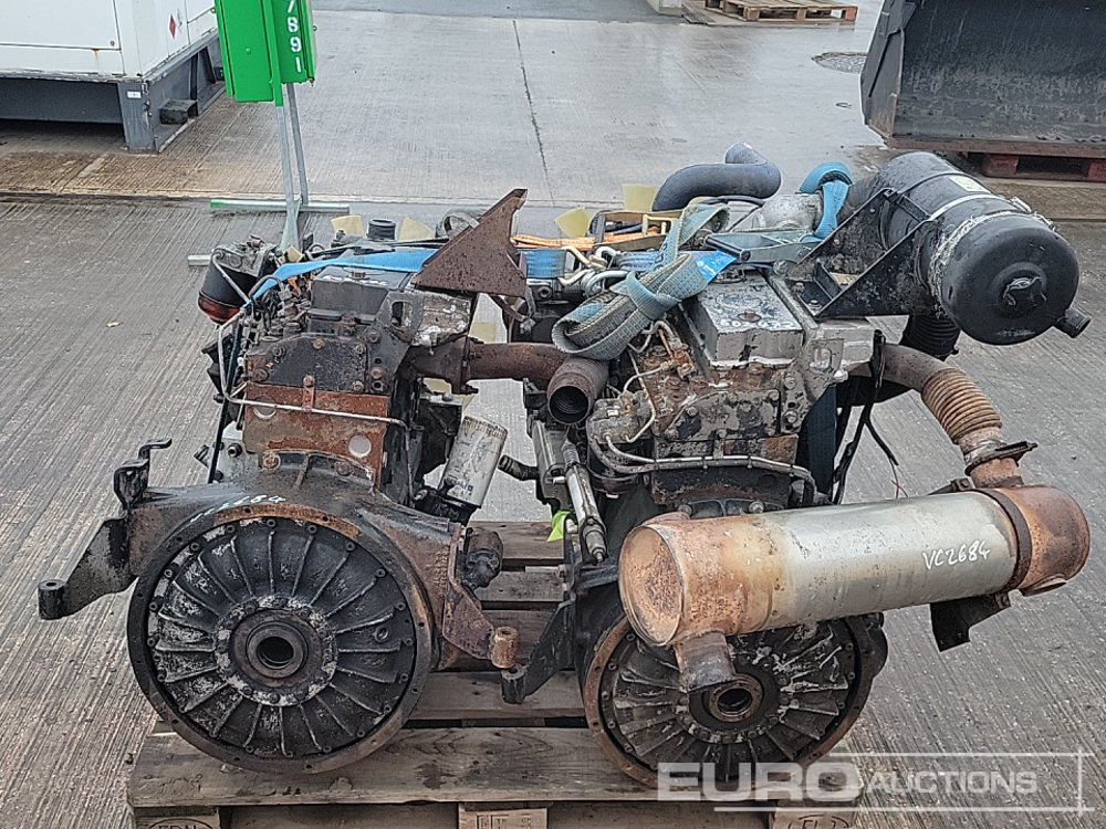 4 Cylinder Engine (2 of) - Engine: picture 4 4 Cylinder Engine (2 of) - Engine: picture 4