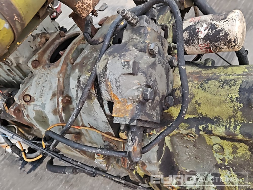 Engine 4 Cylinder Engine, Gearbox: picture 10