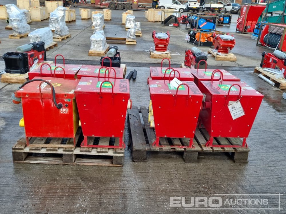 400 Volt Transformer (8 of) - Construction equipment: picture 2 400 Volt Transformer (8 of) - Construction equipment: picture 2