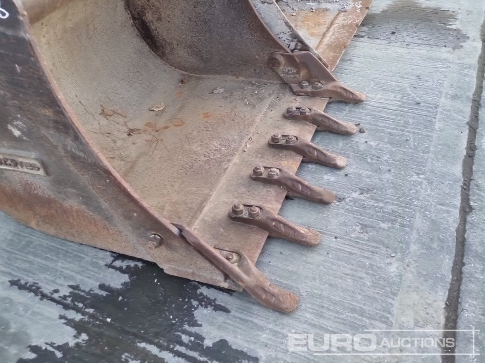 Bucket 60", 60" Ditching Bucket, 36", 36" Digging Bucket 60mm Pin to suit 10 Ton Excavator: picture 14