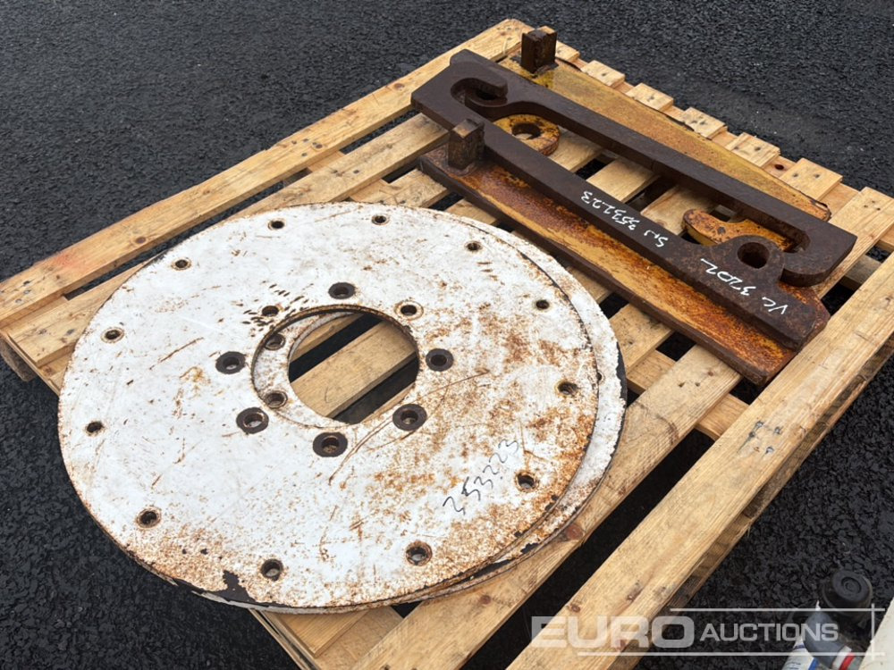 Bucket Brakets & Tractor Wheel Adaptors - Agricultural machinery: picture 5 Bucket Brakets & Tractor Wheel Adaptors - Agricultural machinery: picture 5