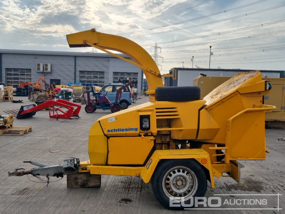 Single Axle Diesel Wood Chipper - Agricultural machinery: picture 2 Single Axle Diesel Wood Chipper - Agricultural machinery: picture 2