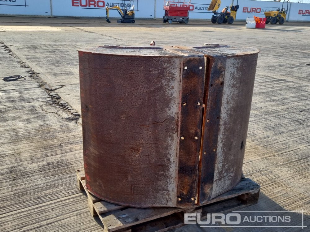 2020 Kinshofer Clam Shell Bucket (Parts Missing) - Attachment for Excavator: picture 3 2020 Kinshofer Clam Shell Bucket (Parts Missing) - Attachment for Excavator: picture 3
