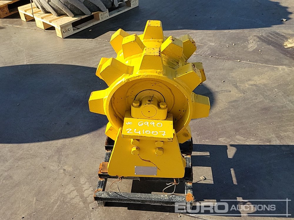 Toft Trench Compation Wheel to suit Excavator - Attachment for Excavator: picture 3 Toft Trench Compation Wheel to suit Excavator - Attachment for Excavator: picture 3