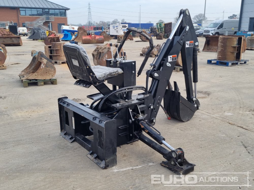 Unused 2024 AGT Backhoe Attachment to suit Skidsteer - Attachment for Excavator: picture 5 Unused 2024 AGT Backhoe Attachment to suit Skidsteer - Attachment for Excavator: picture 5