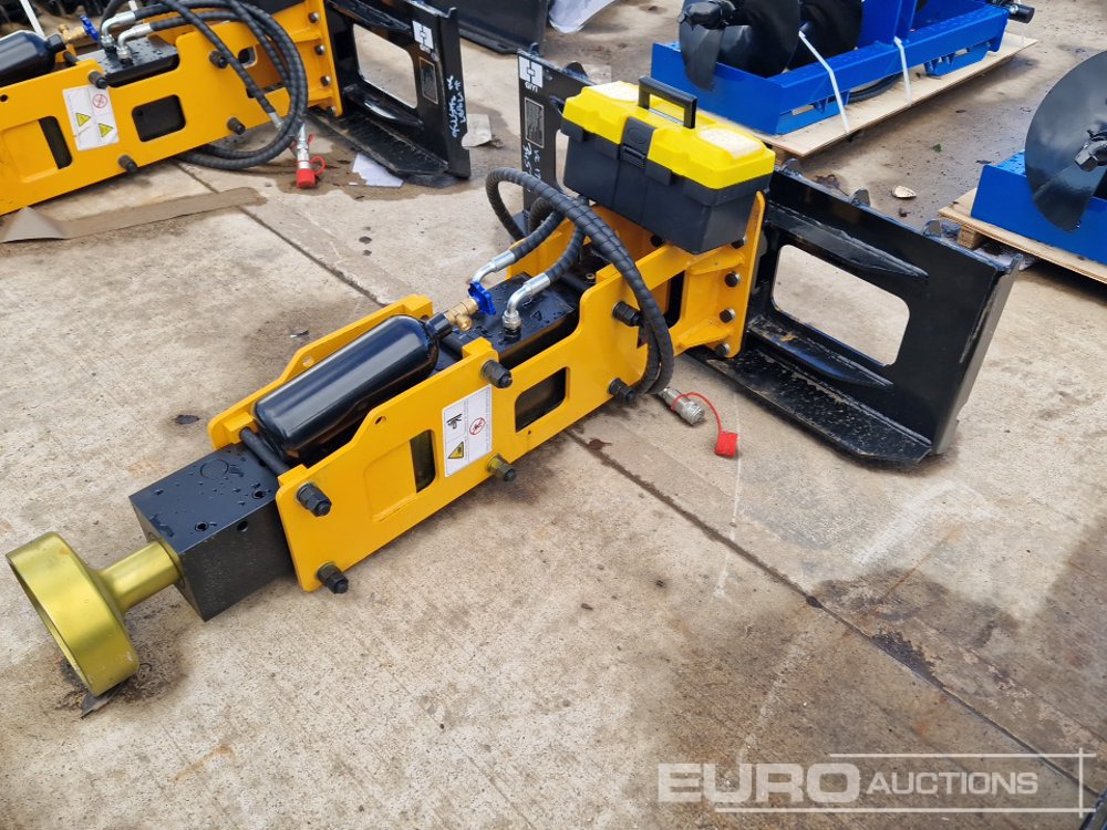 Unused 2025 GIYI D680 Hydraulic Pile Hammer to suit Skidsteer Loader - Attachment for Excavator: picture 1 Unused 2025 GIYI D680 Hydraulic Pile Hammer to suit Skidsteer Loader - Attachment for Excavator: picture 1