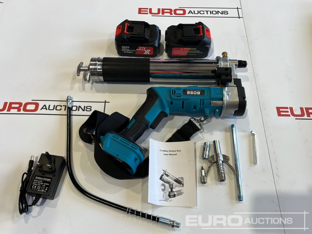 Workshop equipment Boss 21 Volt Lithium Battery Cordless Grease Gun, 2 Batteries, Charger, Case, Shoulder Strap, Extension Pieces and Fittings: picture 13