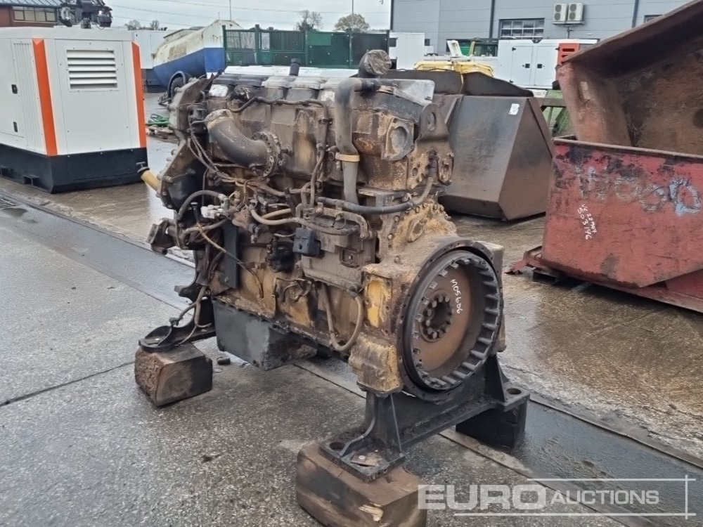 CAT 6 Cylinder Engine - Engine: picture 3 CAT 6 Cylinder Engine - Engine: picture 3