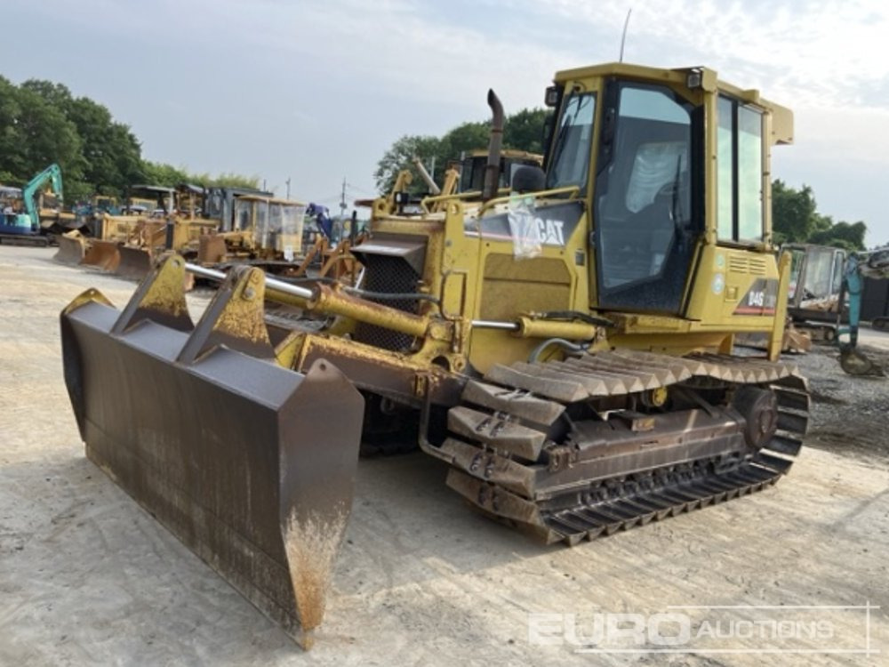 CAT D4G - Bulldozer: picture 1 CAT D4G - Bulldozer: picture 1