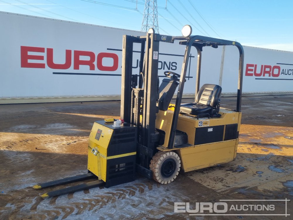 CAT F35 - Forklift: picture 1 CAT F35 - Forklift: picture 1