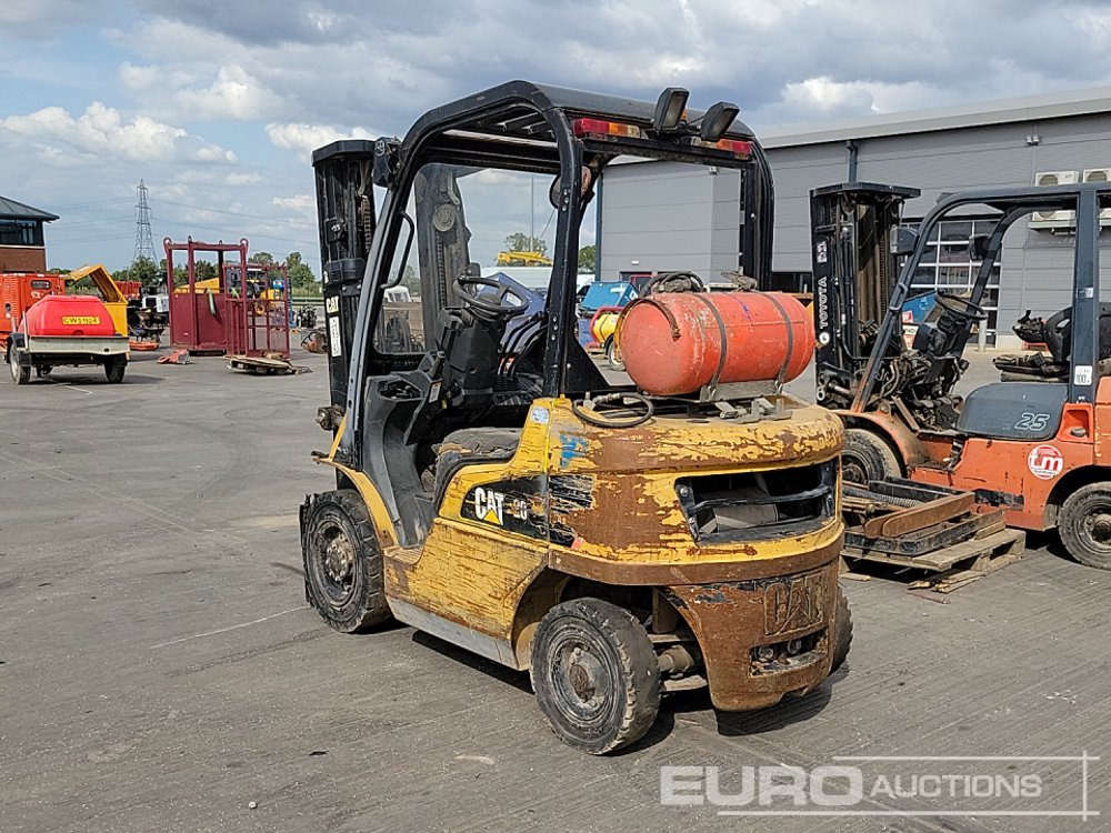 CAT GP20N - LPG forklift: picture 3 CAT GP20N - LPG forklift: picture 3