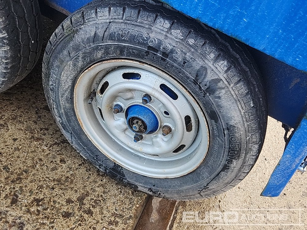 Chieftain Twin Axle Fuel Bowser, 12 Volt Pump - Storage tank: picture 5 Chieftain Twin Axle Fuel Bowser, 12 Volt Pump - Storage tank: picture 5