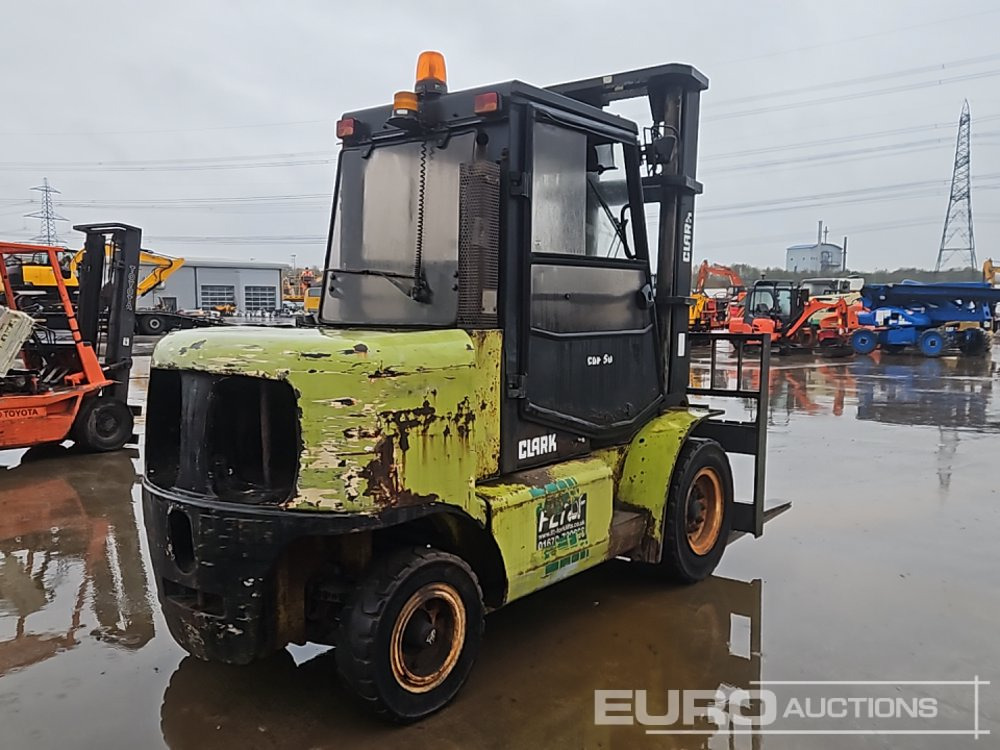 Clark CDP50 - Diesel forklift: picture 5 Clark CDP50 - Diesel forklift: picture 5