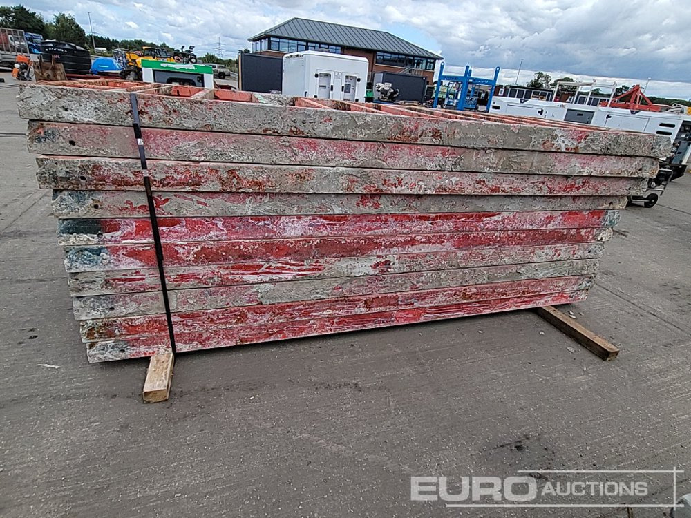 Concrete Formwork, 3.3m x 1.2m Panel (10 of) - Construction equipment: picture 4 Concrete Formwork, 3.3m x 1.2m Panel (10 of) - Construction equipment: picture 4