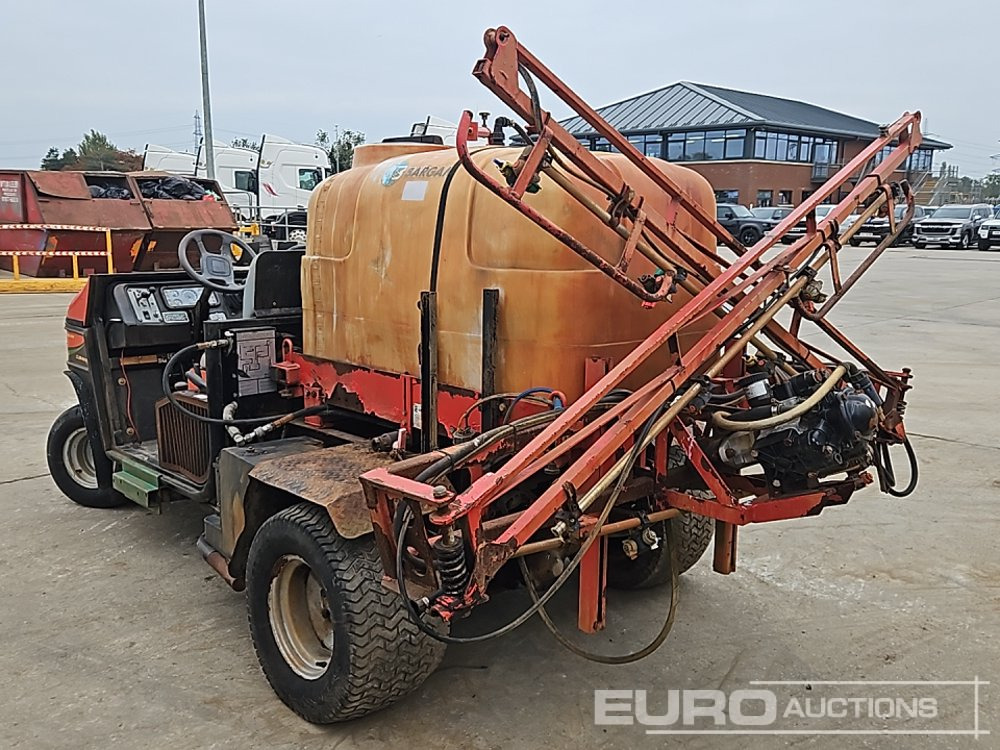 Cushman Turf-Truckster - Self-propelled sprayer: picture 3 Cushman Turf-Truckster - Self-propelled sprayer: picture 3