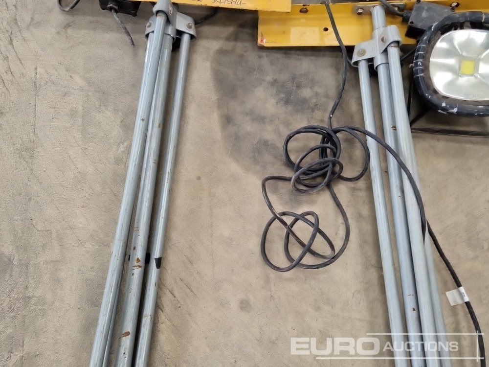Construction equipment Elite 110 Volt LED Tripod Work Light (2 of): picture 11