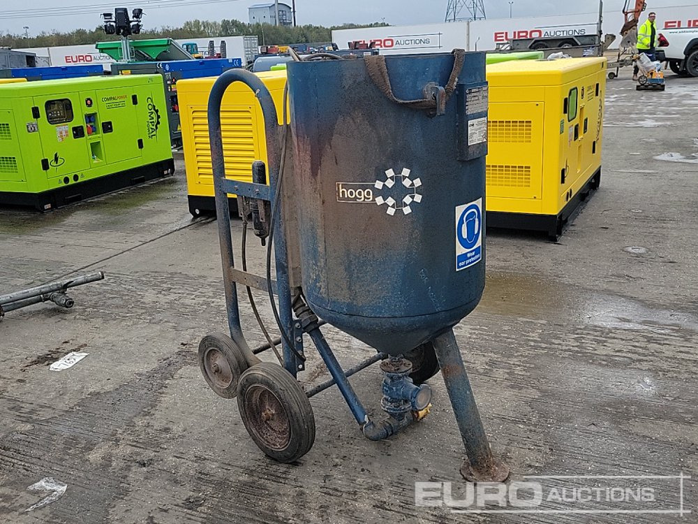 Hogg Shot Blasting Pot - Construction equipment: picture 3 Hogg Shot Blasting Pot - Construction equipment: picture 3