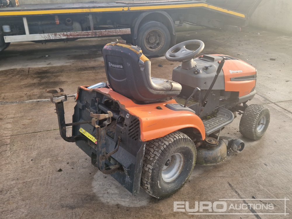 Husqvarna Petrol Ride on Lawnmower (Non Runner) - Garden mower: picture 3 Husqvarna Petrol Ride on Lawnmower (Non Runner) - Garden mower: picture 3