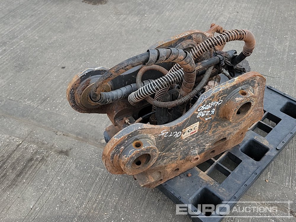 Hydraulic Double Lock Quick Hitch 65mm Pin to suit 13 Ton Excavator - Quick coupler: picture 5 Hydraulic Double Lock Quick Hitch 65mm Pin to suit 13 Ton Excavator - Quick coupler: picture 5