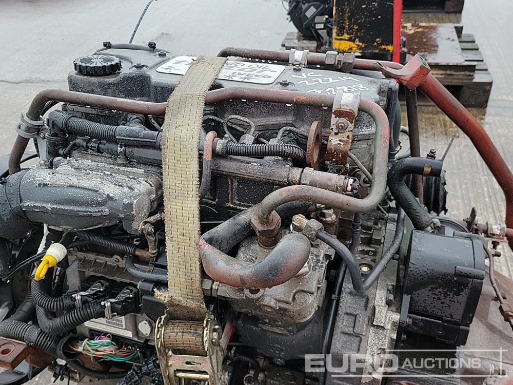 Engine Iveco 4 Cylinder Engine, Gearbox: picture 13 Engine Iveco 4 Cylinder Engine, Gearbox: picture 13