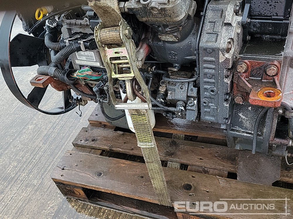 Engine Iveco 4 Cylinder Engine, Gearbox: picture 14 Engine Iveco 4 Cylinder Engine, Gearbox: picture 14
