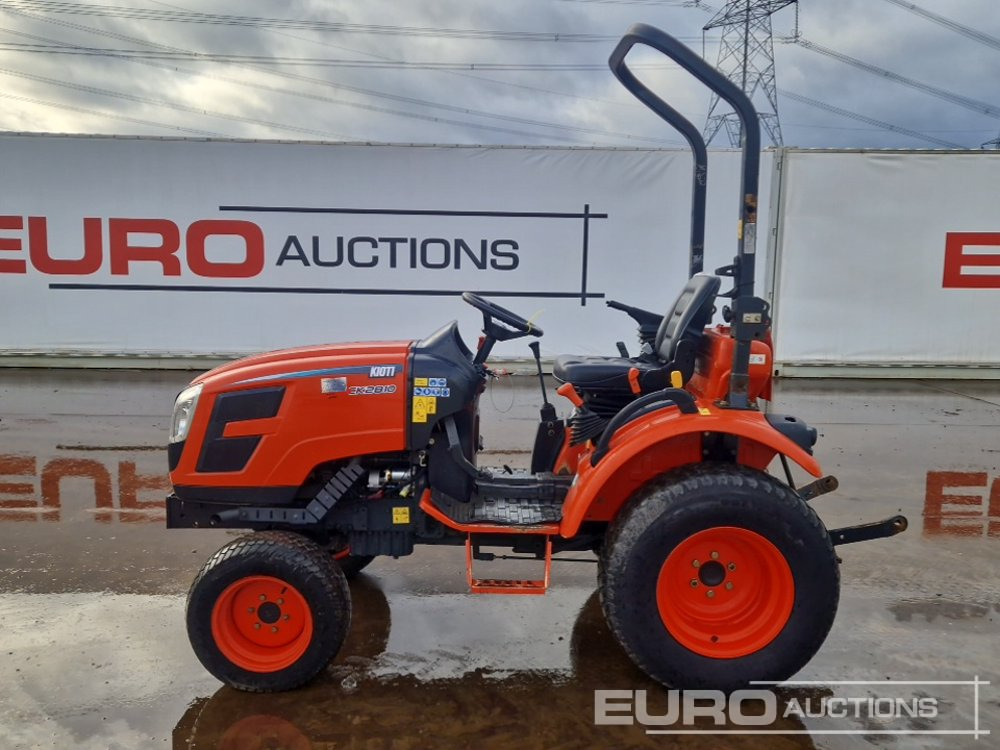 Kioti CK2810 - Compact tractor: picture 2 Kioti CK2810 - Compact tractor: picture 2