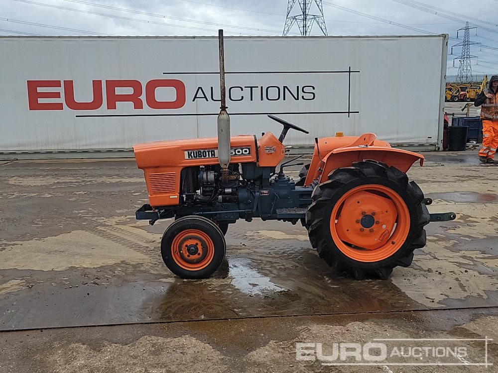 Kubota L1500 - Compact tractor: picture 2 Kubota L1500 - Compact tractor: picture 2