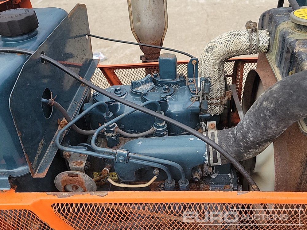 Compact tractor Kubota L1801: picture 20