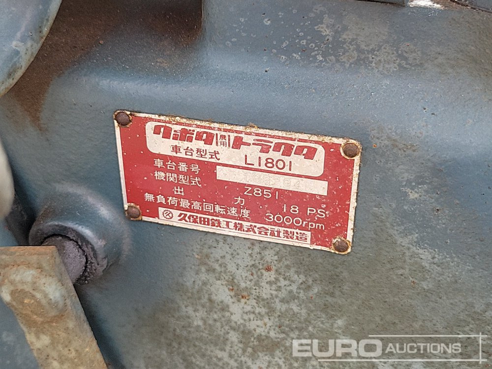 Compact tractor Kubota L1801: picture 35