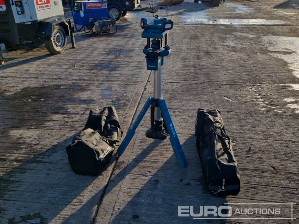 Makita DML814 - Construction equipment: picture 4 Makita DML814 - Construction equipment: picture 4