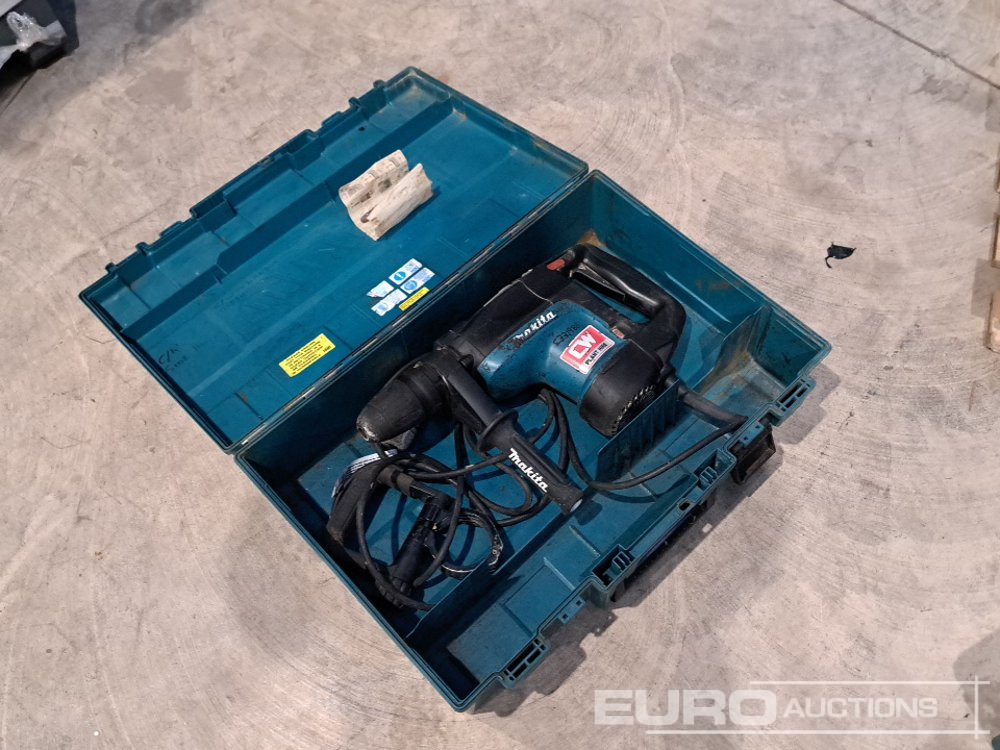 Makita HR4001C 110 Volt Breaker, Case - Construction equipment: picture 4 Makita HR4001C 110 Volt Breaker, Case - Construction equipment: picture 4