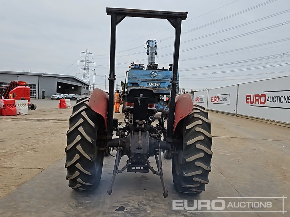 Massey Ferguson MF240 - Farm tractor: picture 4 Massey Ferguson MF240 - Farm tractor: picture 4