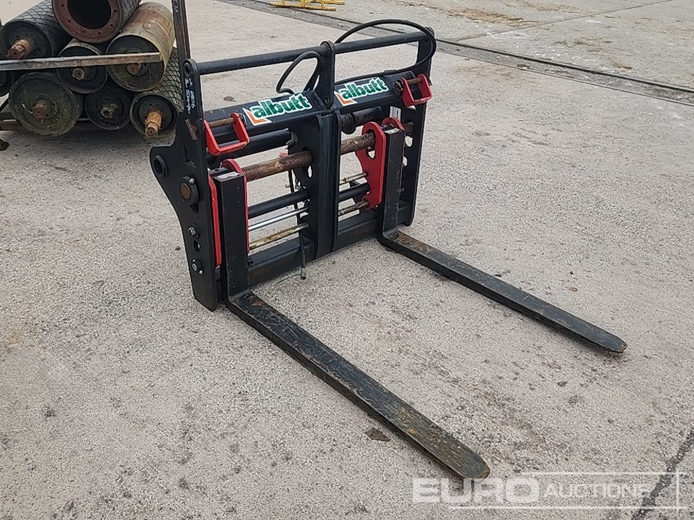 2020 Albutt Pallet Forks, Hydraulic Fork Postioner to suit Manitou Telehandler - Material handling equipment: picture 4 2020 Albutt Pallet Forks, Hydraulic Fork Postioner to suit Manitou Telehandler - Material handling equipment: picture 4