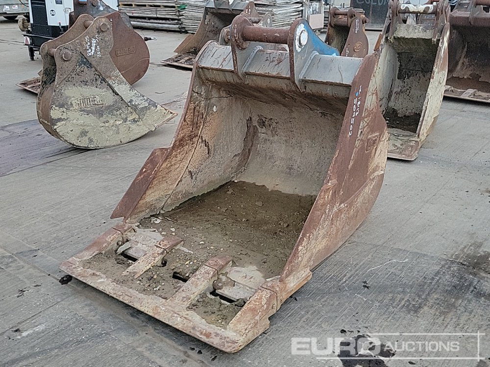 Miller 44" Digging Bucket 80mm Pin to suit 20 Ton Excavator - Bucket: picture 1 Miller 44" Digging Bucket 80mm Pin to suit 20 Ton Excavator - Bucket: picture 1