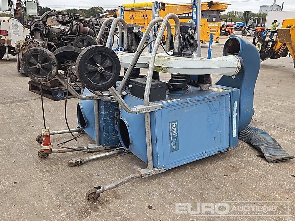 Nederman 45 Volt Dust Extractor (2 of) - Construction equipment: picture 5 Nederman 45 Volt Dust Extractor (2 of) - Construction equipment: picture 5