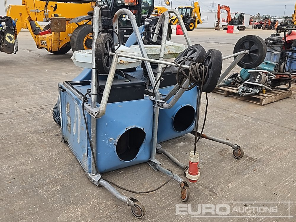 Nederman 45 Volt Dust Extractor (2 of) - Construction equipment: picture 3 Nederman 45 Volt Dust Extractor (2 of) - Construction equipment: picture 3