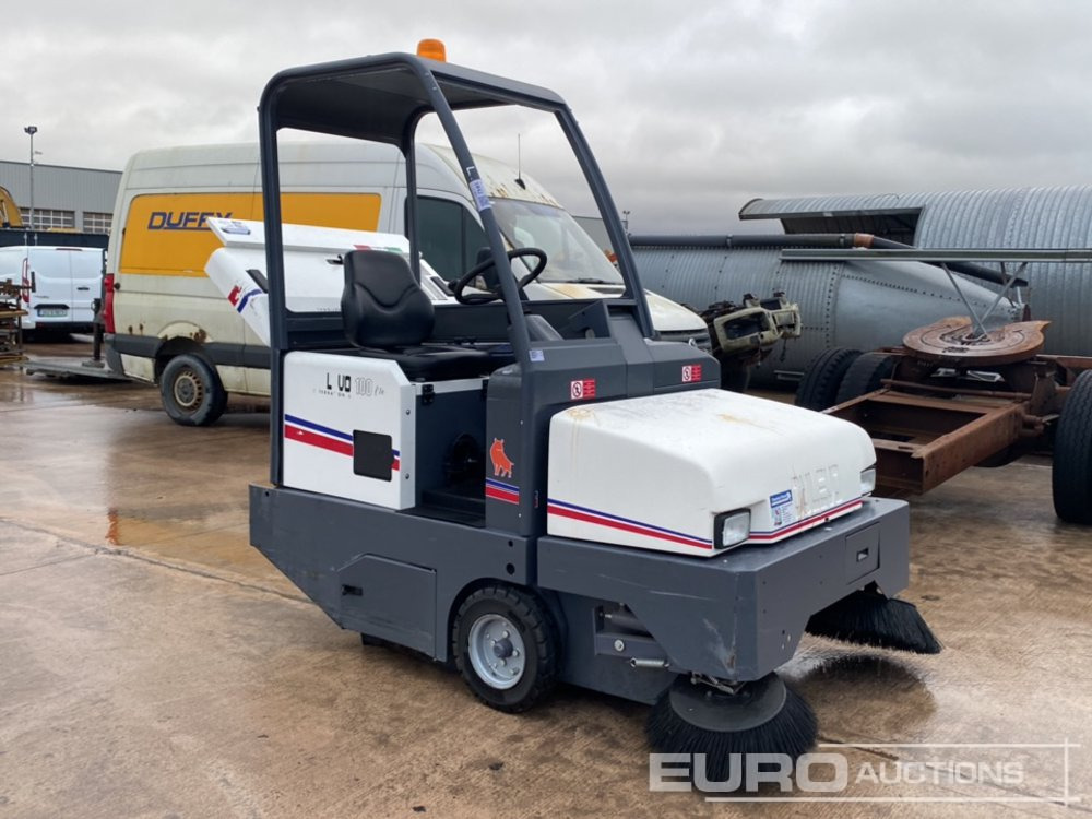2013 Dulevo 100EH Ride on Sweeper - Other machinery: picture 5 2013 Dulevo 100EH Ride on Sweeper - Other machinery: picture 5