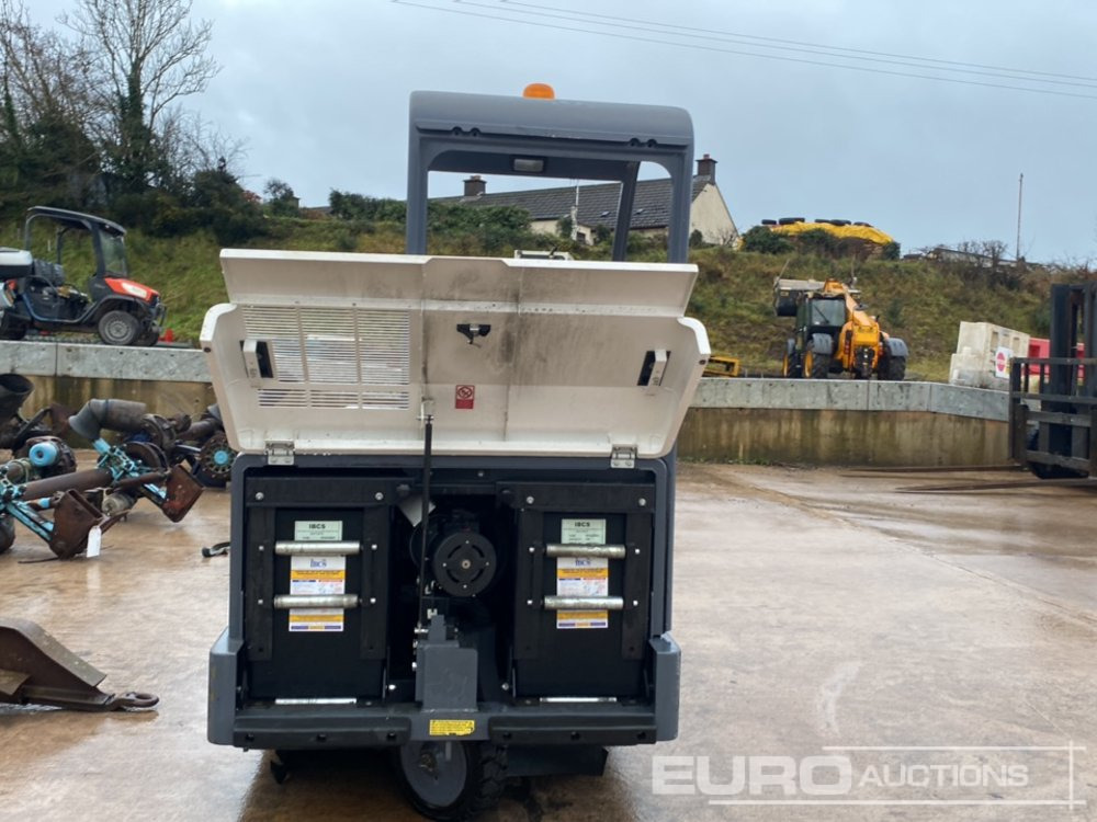 2013 Dulevo 100EH Ride on Sweeper - Other machinery: picture 3 2013 Dulevo 100EH Ride on Sweeper - Other machinery: picture 3
