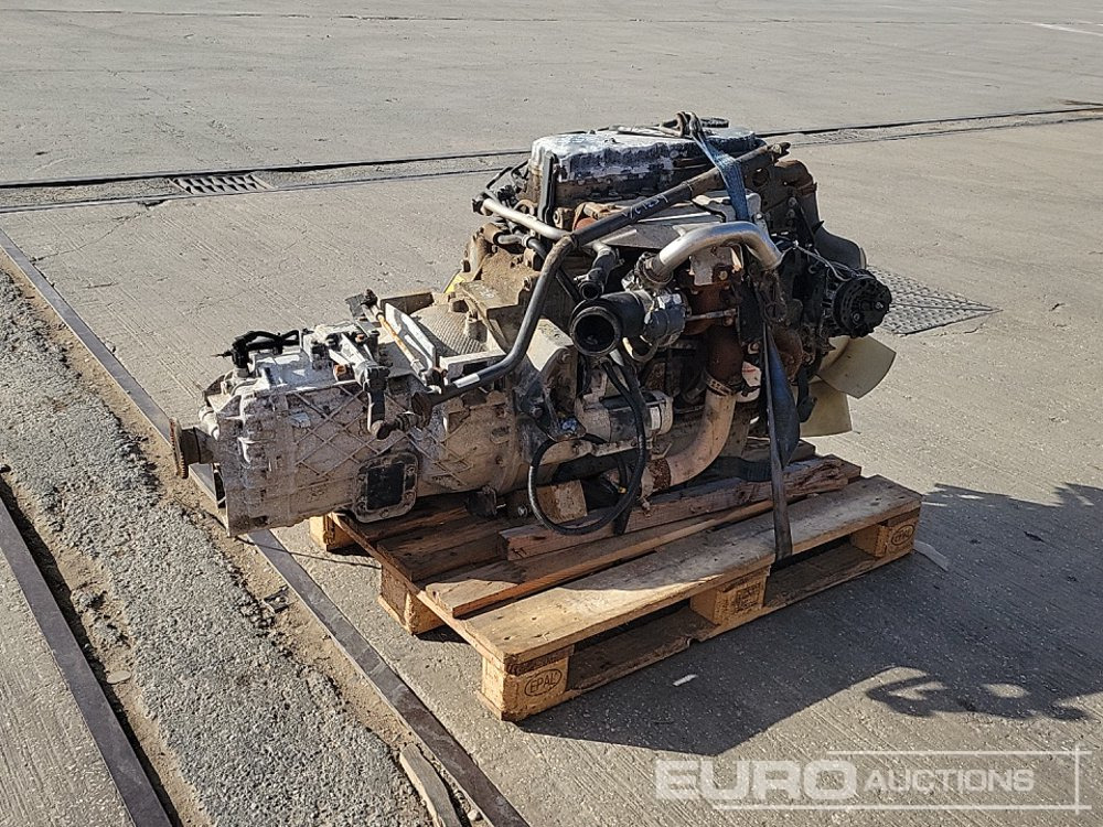 Paccar 4 Cylinder Engine, Gearbox - Engine: picture 5 Paccar 4 Cylinder Engine, Gearbox - Engine: picture 5