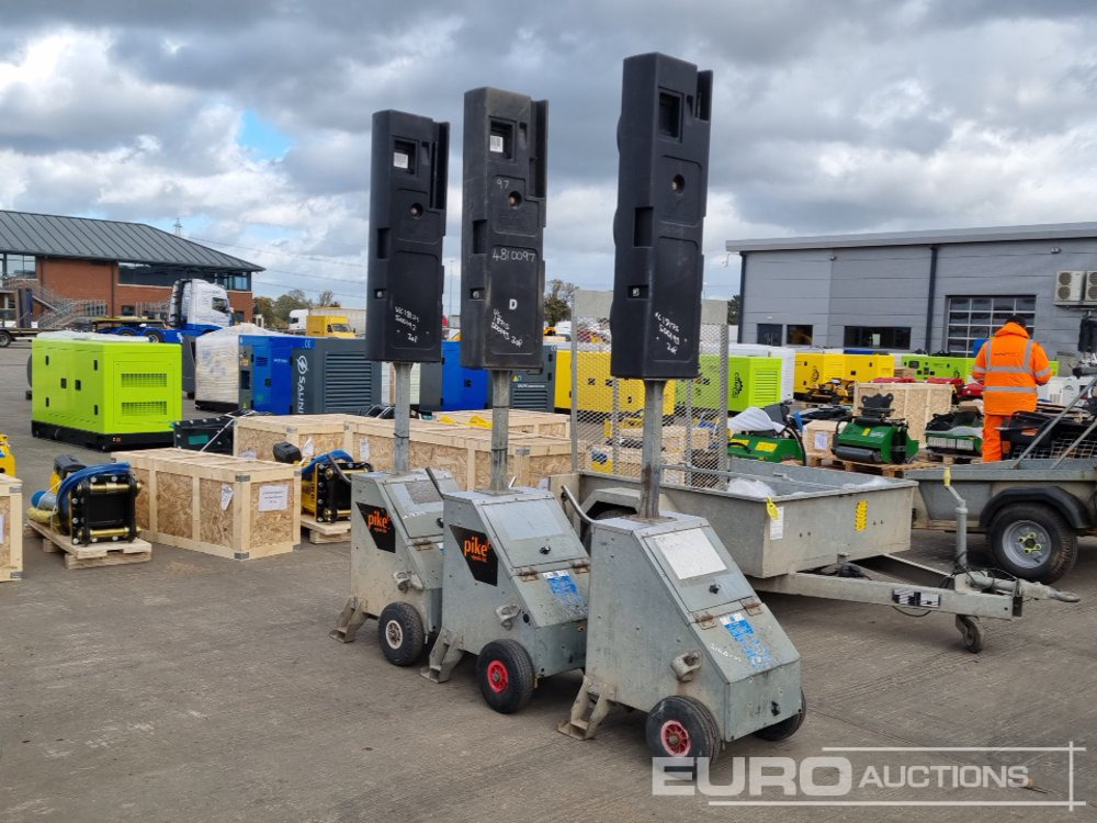 Pike Signals 3 Way Traffic Light System - Plant trailer: picture 3 Pike Signals 3 Way Traffic Light System - Plant trailer: picture 3