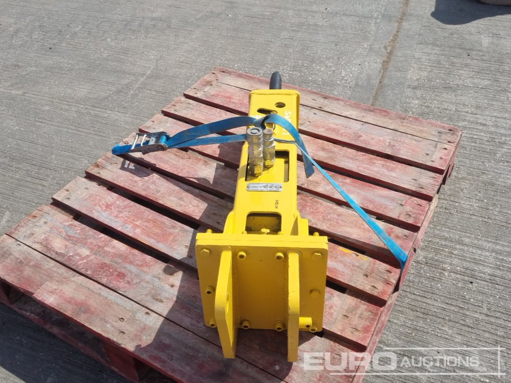 Prodem Hydraulic Breaker 30mm Pin to suit Mini Excavator - Hydraulic hammer: picture 4 Prodem Hydraulic Breaker 30mm Pin to suit Mini Excavator - Hydraulic hammer: picture 4