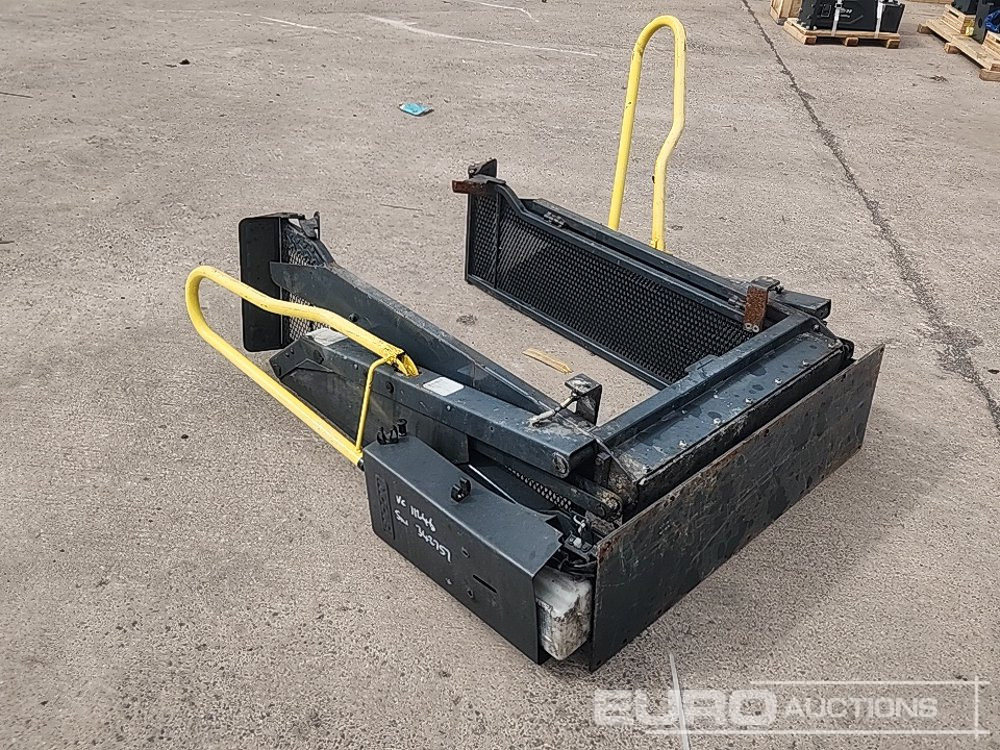 Ricon 300Kg Wheelchair Lift - Construction equipment: picture 1 Ricon 300Kg Wheelchair Lift - Construction equipment: picture 1