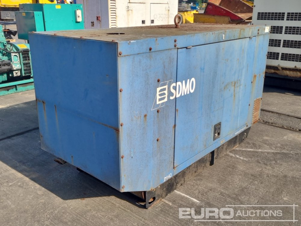 SDMO JM40K - Generator set: picture 3 SDMO JM40K - Generator set: picture 3