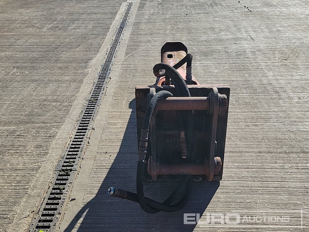 Socomec Hydraulic Breaker 65mm Pin to suit 13 Ton Excavator - Hydraulic hammer: picture 4 Socomec Hydraulic Breaker 65mm Pin to suit 13 Ton Excavator - Hydraulic hammer: picture 4