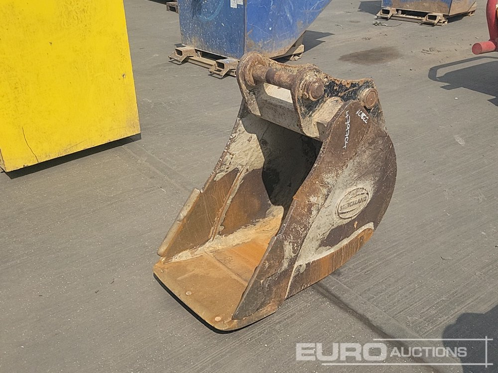Strickland 24" Digging Bucket 65mm Pin to suit 13 Ton Excavator - Bucket: picture 1 Strickland 24" Digging Bucket 65mm Pin to suit 13 Ton Excavator - Bucket: picture 1