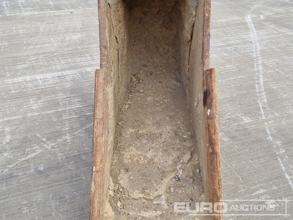 Bucket Strickland 24" Digging Bucket 80mm Pin to suit 20 Ton Excavator: picture 10